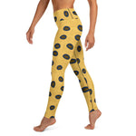 Left side view of person wearing Blue-Ringed Octopus yoga leggings.