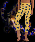 Blue-Ringed Octopus Yoga Capri Leggings